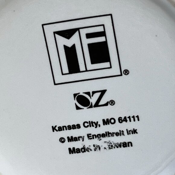 2 Mary Engelbreit Mugs "Queen of Everything" & "Lives Get One" Checkered Handles - Picture 14 of 15